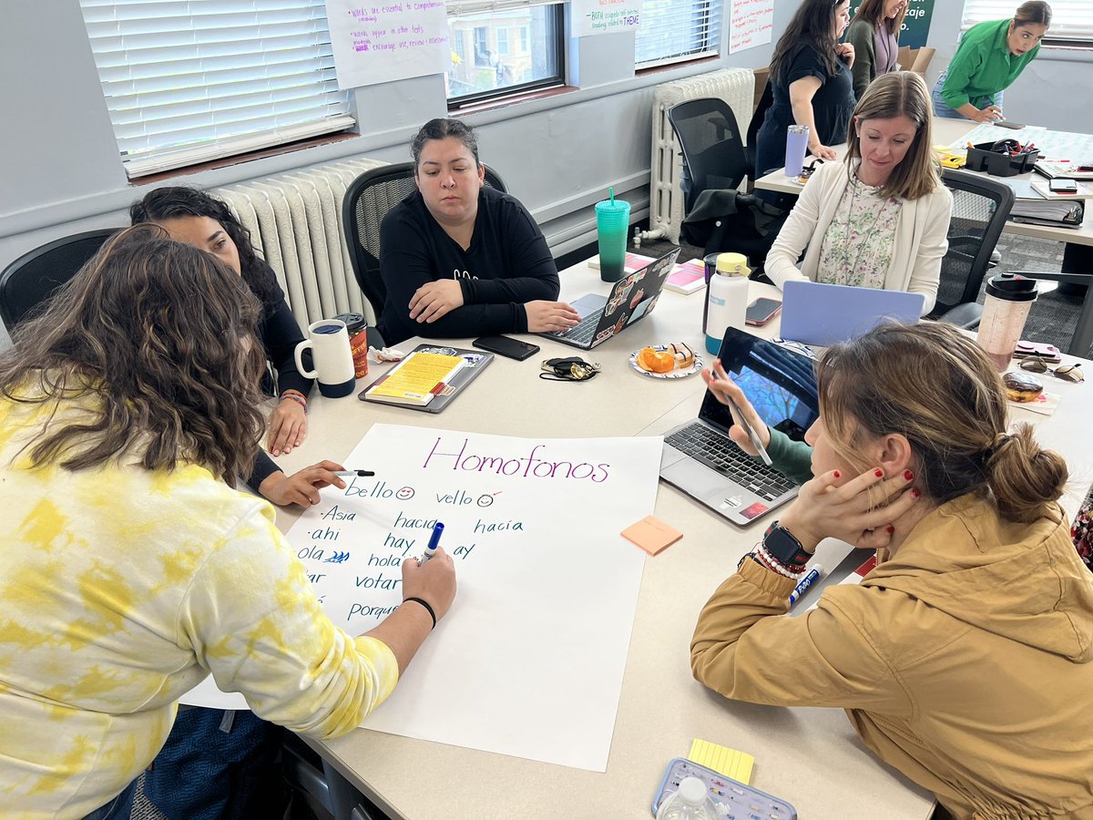 TheresaAdelphia's tweet photo. These K-2 #DualLanguage Teachers always leave me feeling inspired! Thank you for such thoughtful conversations and collaboration. We were able to see horizontal and vertical alignment of student writing and plan for next steps for Q4! #d100inspires #d100inspira https://t.co/Pmm8szKLRe