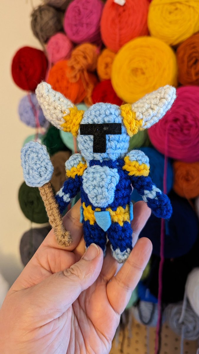 cheerfulgoods's tweet photo. Can share this lil Shovel Knight now that he's made it to his forever home! ๐ฅฐ๐ก๏ธ๐ก๏ธ #tinyalchemy https://t.co/KasZZKd92g
