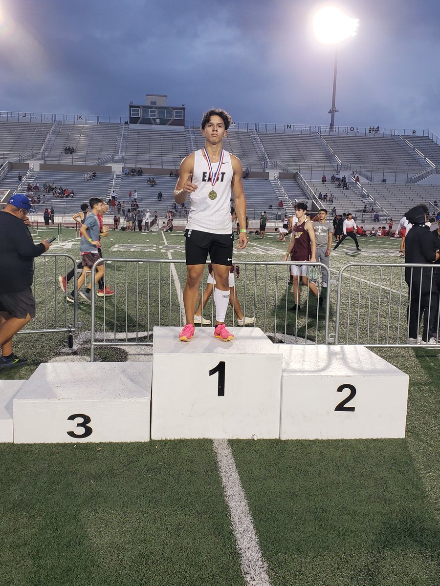 Romo takeS DOUBLE GOLD at the Area Track Meet winning  both the 100m &amp; 200m dash! Up next is REGIONALS in San Antonio TX