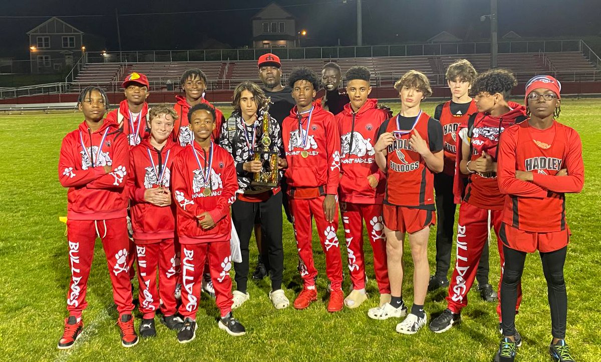 HadeousMarshall's tweet photo. The @hadleymiddle boys track team was 3 points shy of back to back City Championships. We close out in MNPS as the City Runner-up, for 2023. We did walk away with 1st place in the 4x200 and 4x100 relays (Repeat). Next up, Sectionals, May 5th Riverdale High School in Murfreesboro! https://t.co/KNCcWU4bmh