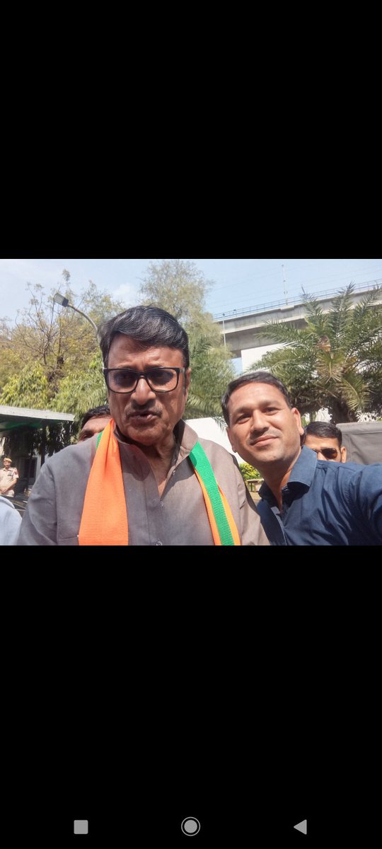 PRADEEPSINGHJYM's tweet photo. @Rajendra4BJP 
दीघयियरोग्ययस्तु। सुयशः भवतु। विजयः भवतु। जन्मदिनशुभेच्छा:।।
जन्मदिवस की हार्दिक शुभकामनाएं एवं बधाई आदरणीय राजेंद्र सिंह राठौड़ जी @Rajendra4BJP को 💐💐💐
मां करणी सदैव आप पर कृपा बनाए रखें, आपकी हर मनोकामना जल्द पूर्ण करें 🙏

#HBDRajendraRathore https://t.co/eNbFrLvbQp
