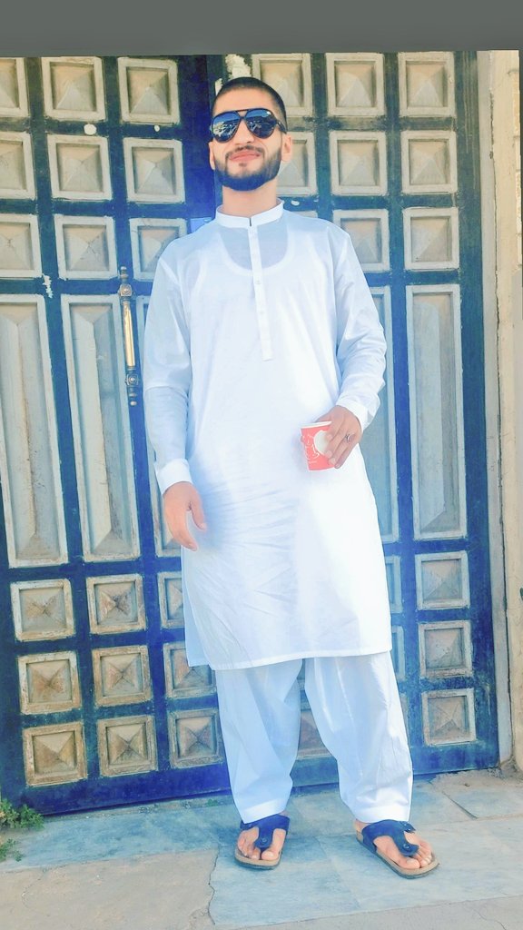 MalakXada17's tweet photo. We congratulate you on Eid Al-Fitr, and may Allah accept the fasting and prayers of Ramadan.
  #كل_عام_وانتم_بخير. 
 #عيد_الفطر_المبارك #EidAlFitr2023  #كشخة_العيد https://t.co/5mk97Edyqy