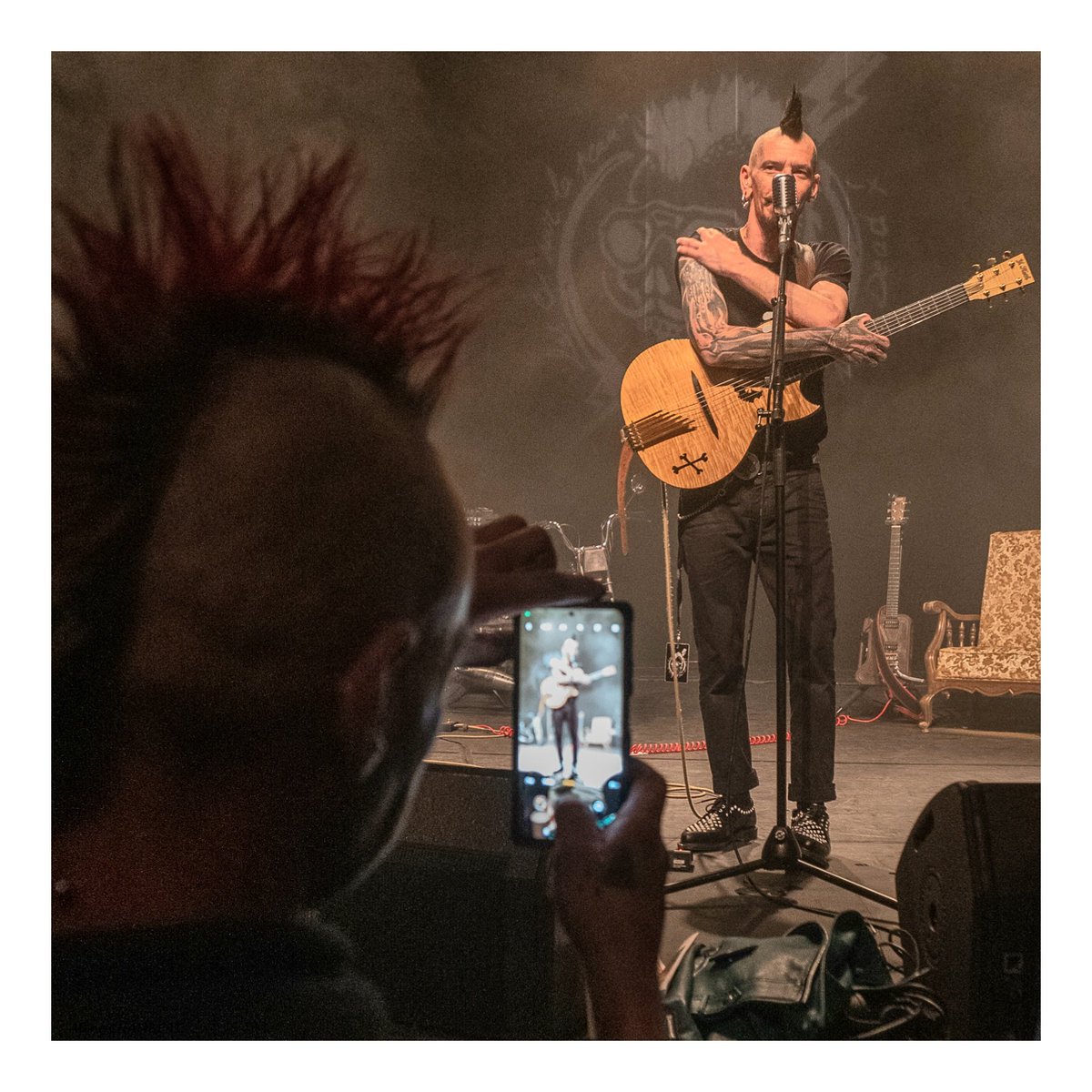 AlineChambert's tweet photo. Au concert de Bob's not dead
Photos
Autrement
#zingazanga
#bobsnotdead https://t.co/HWZVPWlLIg