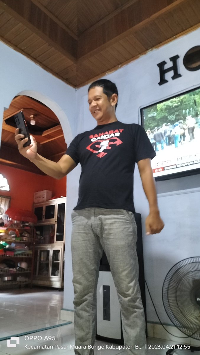 humaira979's tweet photo. bismillahirrahmanirrahim.. kami siap ☺️ pak @ganjarpranowo @PDI_Perjuangan  CC pak @jokowi @yantaandri 
#SahabatGanjar #ManutJokowi 
#CapresPDIP 
#GP4RI1 
#AkakRentcarBungo https://t.co/oYUUsNFVij