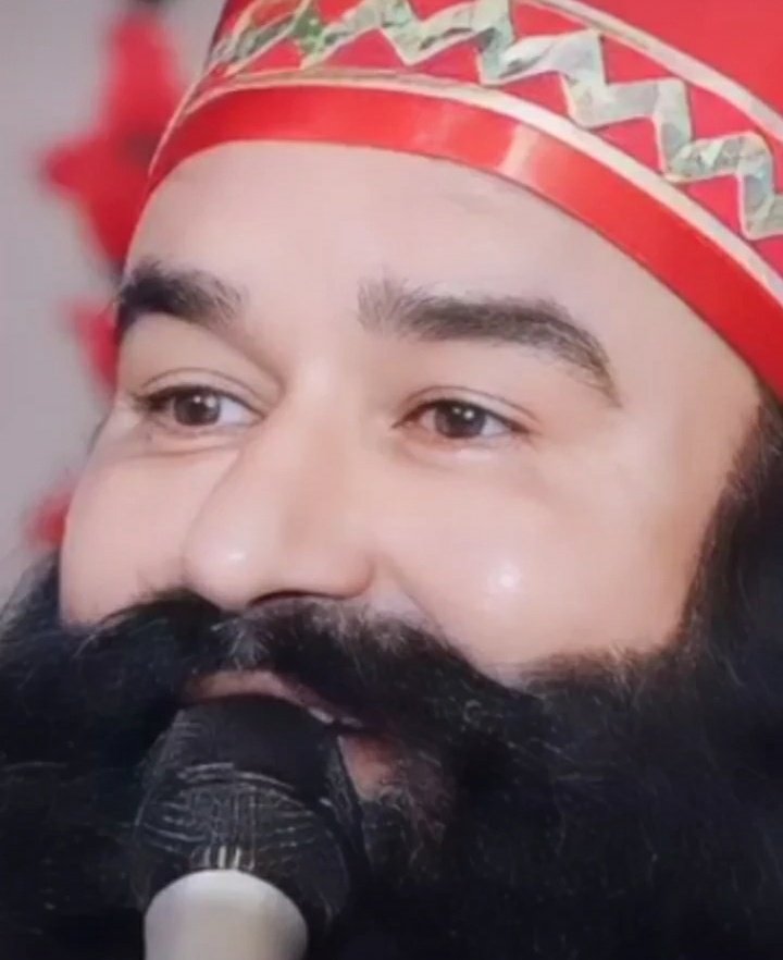 pure_soul_001's tweet photo. चाँद - चकोर जैसी प्रीत लगा दो😌
आपको निहारूँ ऐसी नजर वो बना दो 🤲
टूटे न तार कभी , आपके प्यार की 💫💞
महकती रहे जी सदा कली , आपके दीदार की ✨🤲 #msgmeet https://t.co/IKmd4meZMt