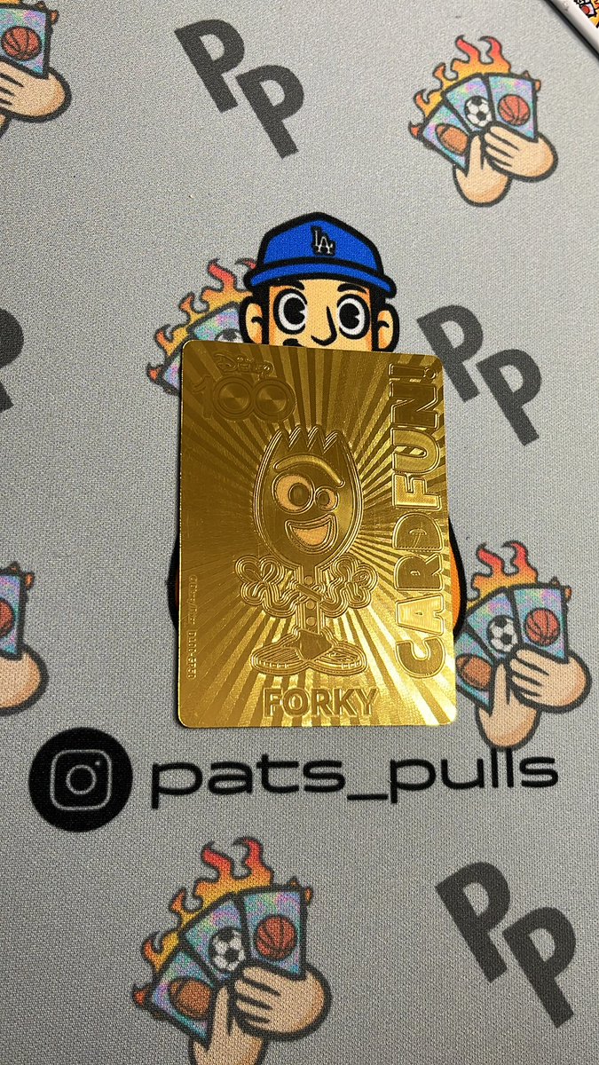 PatsPulls's tweet photo. And I started opening boxes 😭😭😭 tears of joy. Cardfun Disney 100 Joyful FORKYYYYYYYYYY I AM TRASH 🤣🤣🤣 yessssssssss https://t.co/qKXB44XvGw