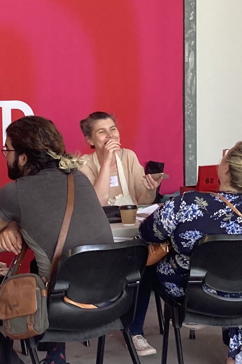 ea_findlay's tweet photo. Great to have the Griffith Repair Cafe at South Bank today.  Such a worthwhile initiative. Thanks to @LGWiseman and the @QCAGriffith staff and students and all the volunteers who were involved. @elizabethshawau https://t.co/XVIn7fvOEe