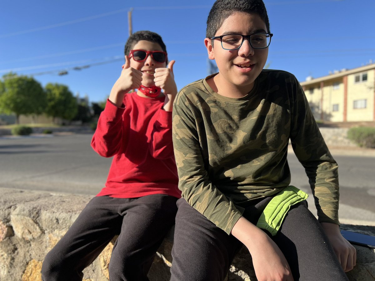 mmawifey's tweet photo. 🌳 Soaking in the Sun ☀️
#sunsoaking #SpringDay #PeceroBoys #freshair #mountainlife
#ElPaso
4.20.23 https://t.co/ir0n3vuExb