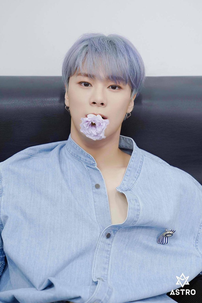 FrankieDayMusic's tweet photo. Moonbin…
The wonderful words I have about you are far too many to post here.
The few times I had the pleasure of meeting you and working together were ones I will remember forever..
I will always treasure when we discovered we were hair twins and you did a cute happy dance 🤣

So heartbreaking to have lost you… but our loss is heavens gain, and I have no doubt the angels have welcomed you with open arms 🤍

Rest easy superstar x
#MoonBin #legendforever