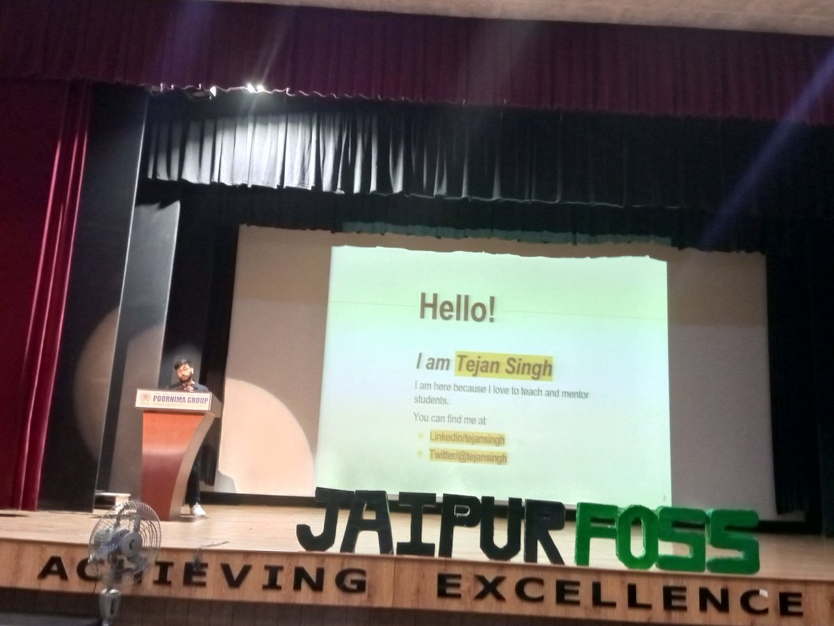 mudit__01's tweet photo. #jaipurfoss started with Tejan Singh giving a talk on open source and how to start contribution as a beginner.

@jaipurfoss #jaipurfoss #opensource https://t.co/Sk8aSFWLOG