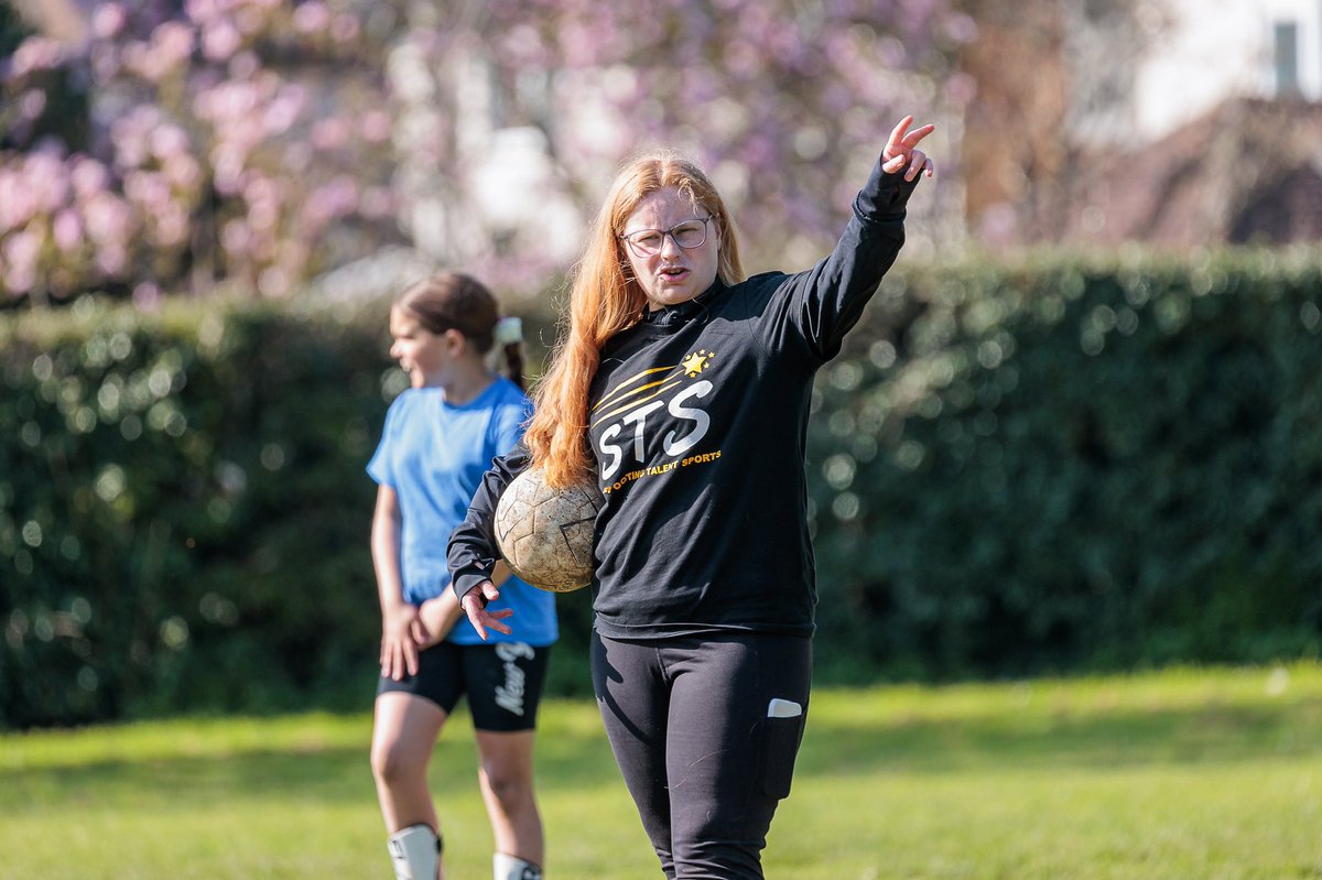 ShootingTalentS's tweet photo. 🚨SPECIAL ANNOUNCEMENT🚨

This week we launched our first ever Girls Football After School Club at a 🆕 School. ⚽️
Look forward to finally getting started!🔋⚡️
A few future @BarclaysWSL players in the making… 👀💫
-
#LearningisFun
#football #girlsfootball #kent #maidstone #kids https://t.co/FJ4JVJ0UDi