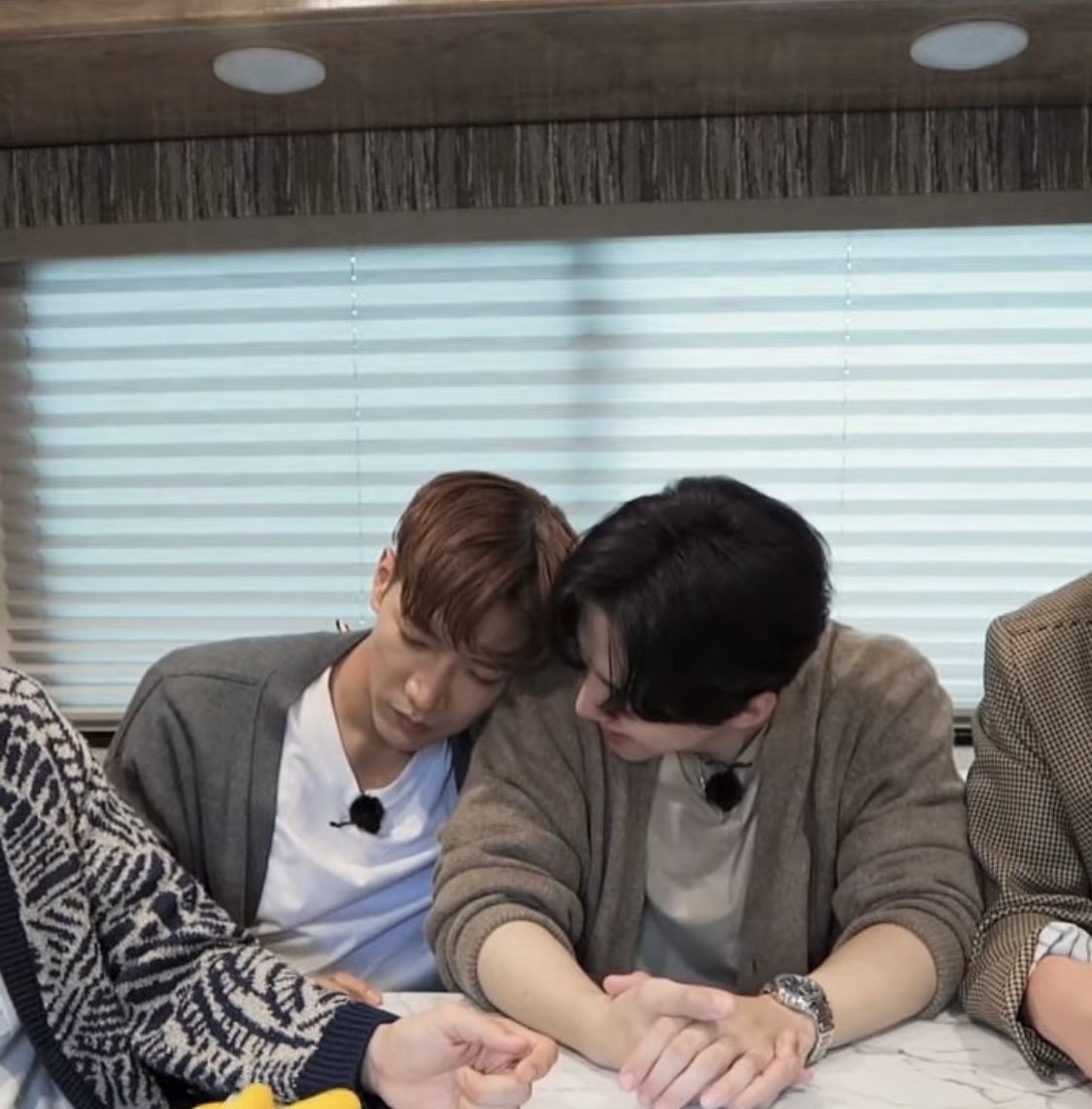 KPROM7's tweet photo. ความน่ารักของจุนบรา 🩷💛
#junbro #2PMjunbro
#JUN_K #LEEJUNHO https://t.co/HN65eYvwFN