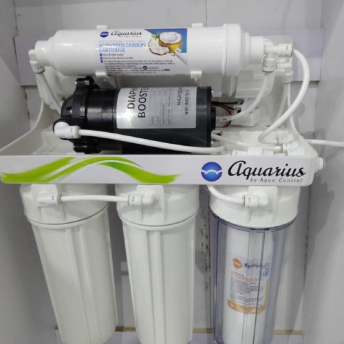 Marketstro's tweet photo. This reverse osmosis system will last you for years and in fact it has a 5 years warranty and it cost 260,000 naira only alongside with the installation, you don’t need to buy water anymore since there is water running through your tap. https://t.co/hOOZzSd7JN
