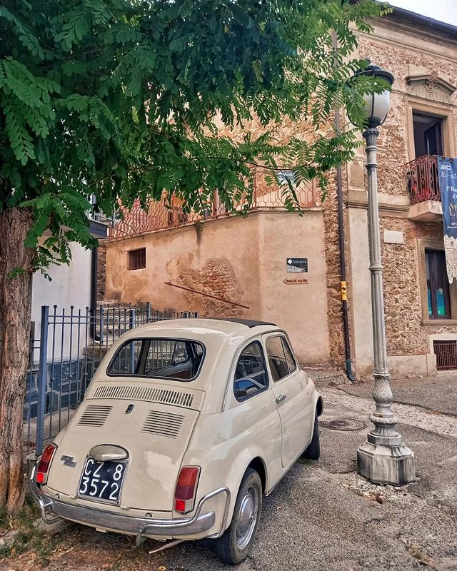 igers_calabria's tweet photo. Buon fine settimana da #Castelsilano in provincia di #Crotone con la foto di Isabella 😍
La trovi qui: https://t.co/bBVB8v5o1b
#RaccontiamoLaCalabria
#Igersitalia #IgersCalabria #IgersCrotone https://t.co/tBlBVczkJf