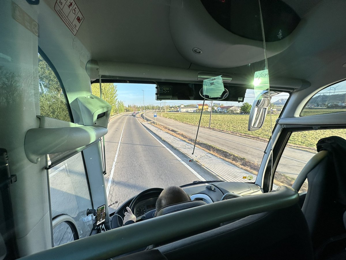 YoungForesters's tweet image. We finish the Conference with the Field trip
🌳 Pine and oak forests including #Marteloscope and permanent triplets plots in the #Palencia province, as well as cultural visits to @vrolmeda and the church in Olleros de Pisuerga.
#SMARTGlobalEcosystems