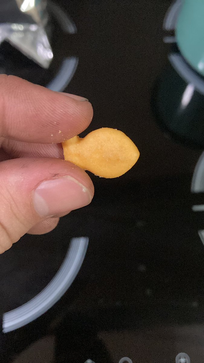 JCSoderguit's tweet photo. Goldfish cheddar te tkm https://t.co/Dt3dfg5yXY