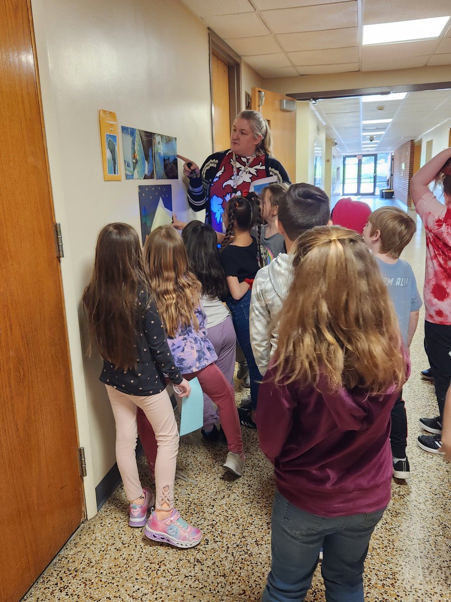 BCSDGintherAP's tweet photo. Such fun doing a "book walk" around our school. Each class was given a copy of A Camping Spree with Mr. McGee by Chris VanDusen at the completion of the book walk.
#campreadalot #PARP @BCSDGinther @BrockportPTSA https://t.co/gdBzajcCM1