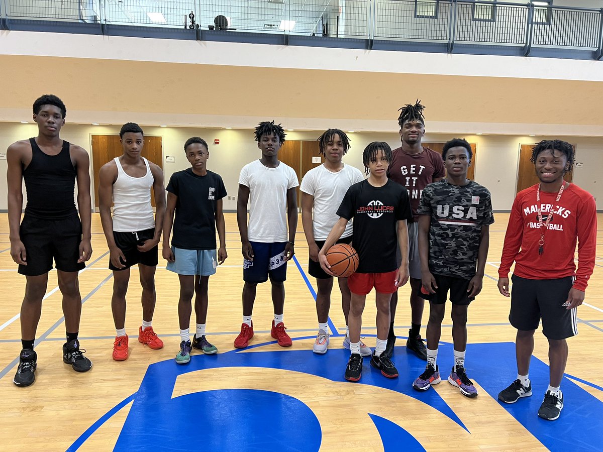 Gym Time Hoops tweet media