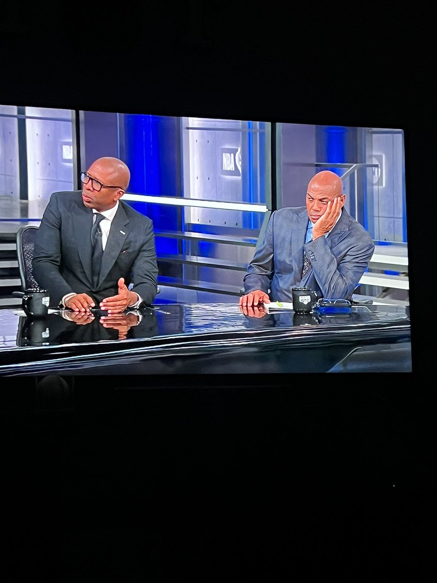michaela_marsh's tweet photo. This is me. I am Charles Barkley. Charles Barkley is me…whenever anyone talks. https://t.co/FAHsSEC0zf