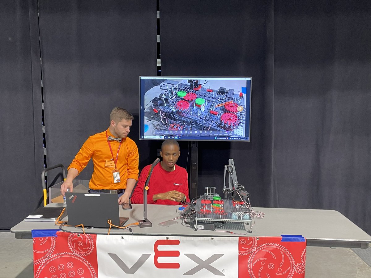 mark.williams@cfisd. tweet media