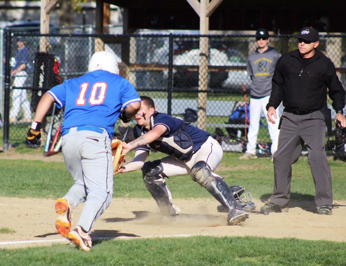 baseballescape's tweet photo. @BaseballQuincy continued their winning ways today with a win over @RoxburyBaseball the Granite bats were hot all day! @kelabration @LawrenceOleary @LetsGet2TheShow @PuckmanRI @cjgogo_44 @m_scib15 @BaseballBucket @NJCAABaseball @jj9892454 #collegebaseball #jucoproduct #jucoroute https://t.co/7LPbe4K8V0