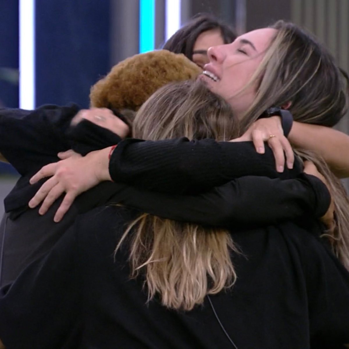 centralreality's tweet photo. O prêmio da Amanda atualmente está em R$2.820.000,00 #BBB23 https://t.co/JRQikl32hu