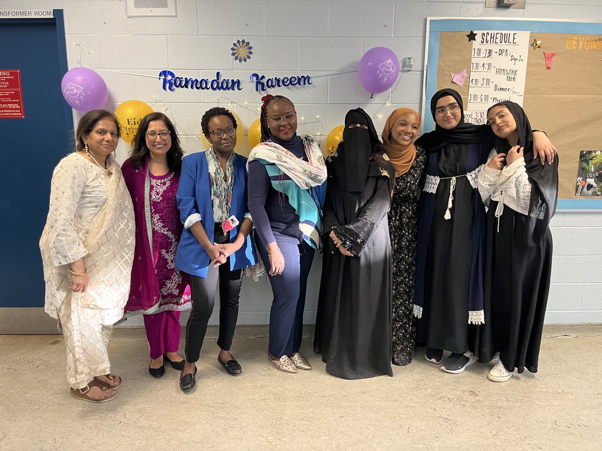 Thank you, ⁦@ValleyParkMS⁩ parent council, students, parents, and the tsdb team @LN10Alvarez for hosting your 1st iftar dinner! A special thank you to student leaders from @MarcGarneauCI. As we end the holy month, I feel an immense sense of gratitude. Eid Mubarak! ⁦⁦