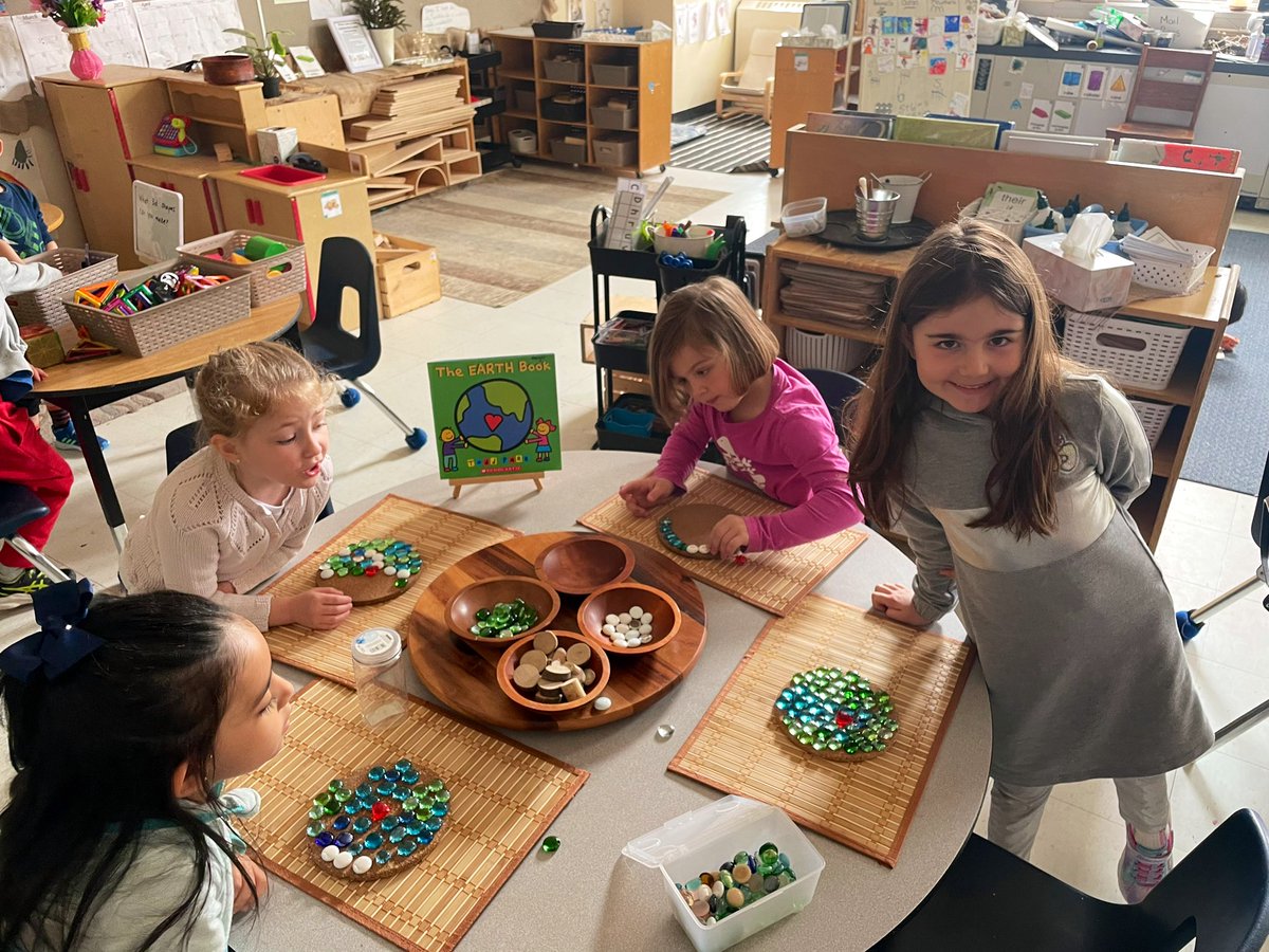 CreativeKindie's tweet photo. Our class has been celebrating #EarthDay2023 all week. We started by reading @toddparr’s “The Earth Book” &amp; making the 🌎 with #looseparts. We then painted the background of our #selfportraits with blue &amp; green &amp; chose to #reuse cardboard to make our faces. @AllenbyPS_TDSB #tdsb https://t.co/FQVicTl9fq