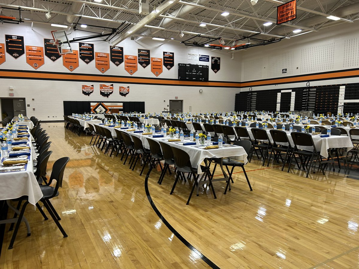 OtsegoFFA's tweet photo. It was a great night celebrating our members and their accomplishments. Thank you to all of our supporters, parents and administrators! @pentacareerctr #OtsegoKnights #PentaPride https://t.co/KuXRikJBk8