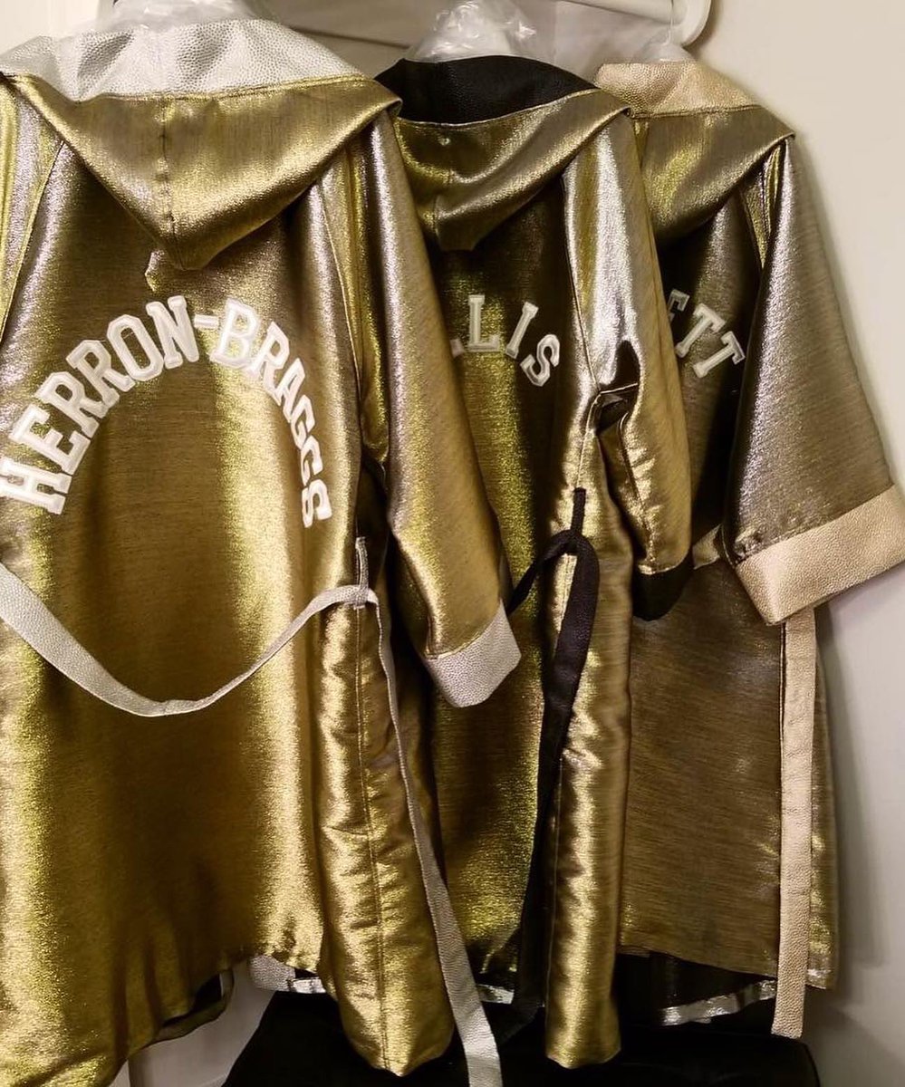 EnVogueMusic's tweet image. Pulled these from the archives... back in 2018, we filmed #DropTheMic with @All4OneMusic. Unfortunately, the episode never aired. 📸: @MakeupByMila #tbt