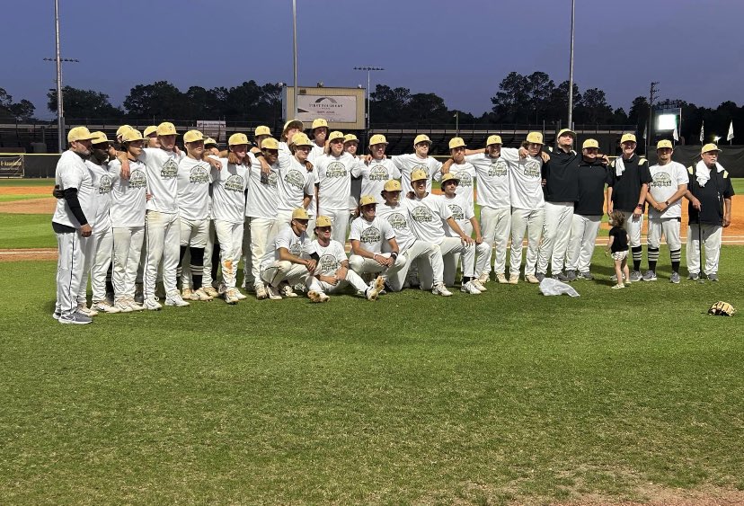 WayneBaseball19's tweet photo. Region 3-AAAA Champs! https://t.co/Pyz5ZazNY1