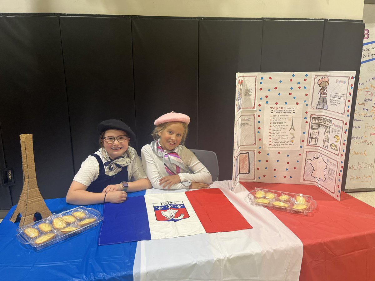 KeleyWilton's tweet photo. Family Heritage Night 🌎 
Fashion Show, Talent Show, and Prosper High School Steel Drums
Students loved visiting all the countries and stamping their passports tonight!
#WREourheritage
#WindsongStrong
#ProsperProud https://t.co/1WMSHwCkD7