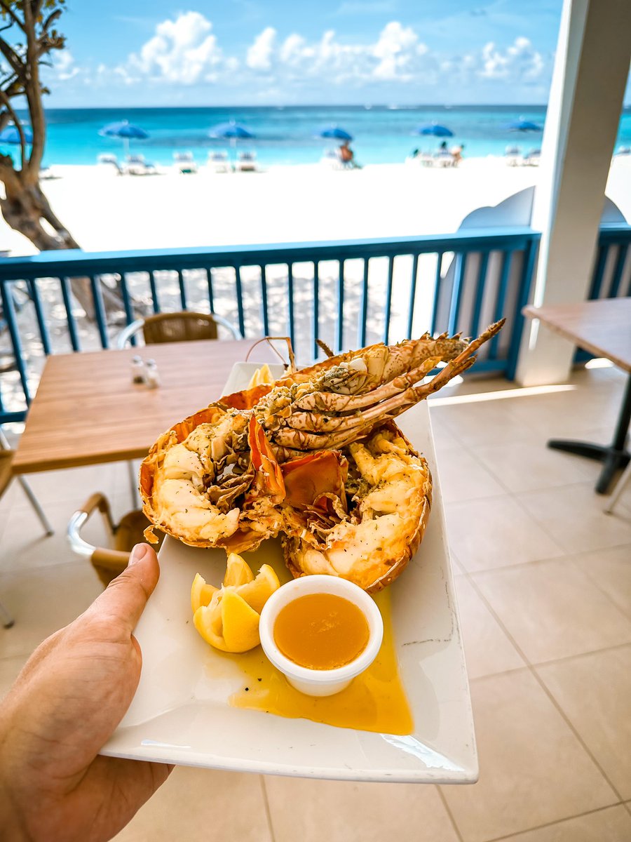 TanViajeros's tweet photo. en este mood… Podrán ? #anguilla https://t.co/ecjRyzKxVb