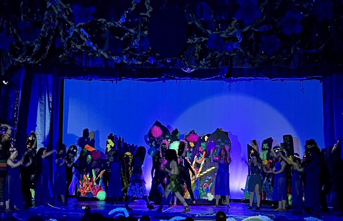 Mill Creek Middle School tweet media