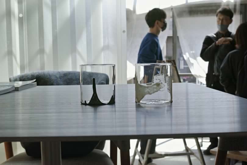 NULL_narrative's tweet photo. 墨田区京島 Green thanks supplyにて開催中、The Shape of Dialogue 001
店主小川さんのご友人が撮影してくれた風景です。#null #greenthankssupply https://t.co/SxY0xina0A