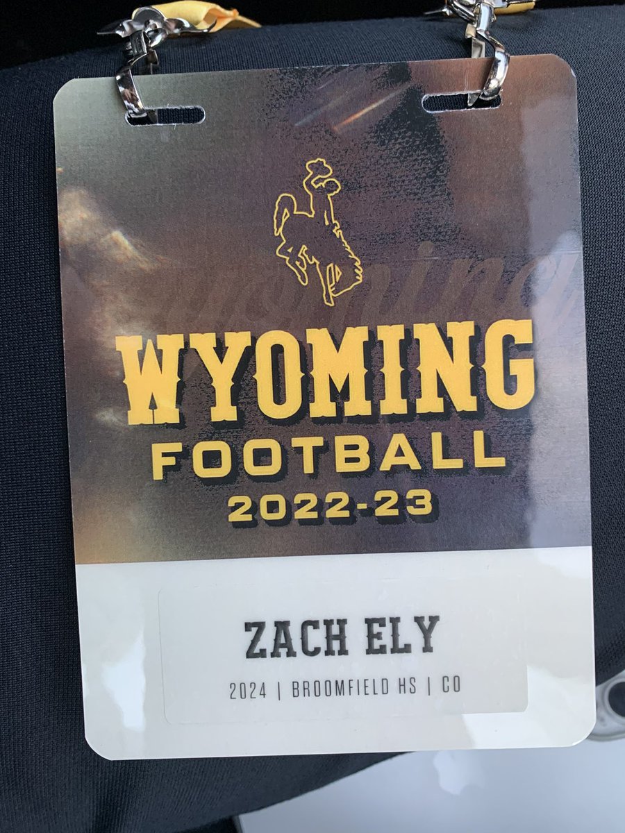 ZachEly13's tweet photo. Had an amazing time learning more about the @wyo_football program and watching practice today! Huge thank you to @Coach_SBMoore and @BFentress for the opportunity. #EagleDNA @BroomfieldEagl1 @OneOnOneCO @KohlsSnapping @jahoyland1 @clay10stewart @fawaz_ralph https://t.co/nmmJjXWA6j