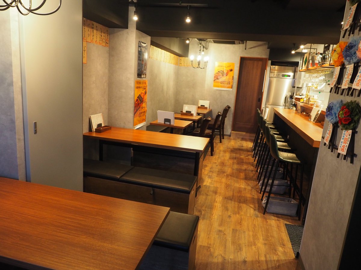 willxwill_t's tweet photo. Twitterなかなか更新できてなかったですが、洋風酒場 夜スミ。
ぬるっと開店しました。
ビル自体がまだ工事中で入りにくいですが、営業しておりますので、お気軽にご来店ください。

詳しくはInstagramに情報載っております。
https://t.co/oAqgRkEtVF

#登戸
#登戸ゴールデン街
#夜スミ https://t.co/cHnFDine52