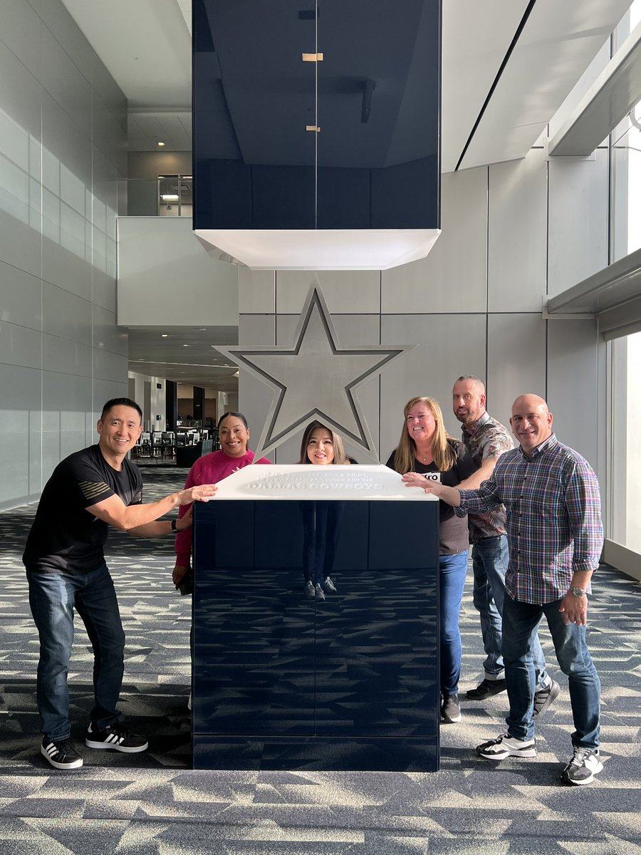 JamesLeeWW's tweet photo. It’s a privilege, not a right to coach, play, or work… #ChallengeAccepted #WinWithClass
@DejaMinusTheVu @MaxvargasSf @dianelegaspi @gracewang22 @edwardmagdziak https://t.co/tothV9tGxo