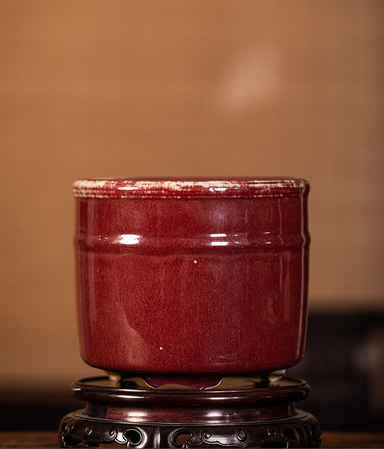 jackree88's tweet photo. Red-glazed three-legged cylinder stove in Qing dynasty

View auction details, art exhibitions and online catalogs; and collections of contemporary, impressionist or modern art, #Asian antiques #Chinese art.

https://t.co/1wvttqSKmE

#Chineseauction #artauction #liveauctioneers https://t.co/llHD3GzZww