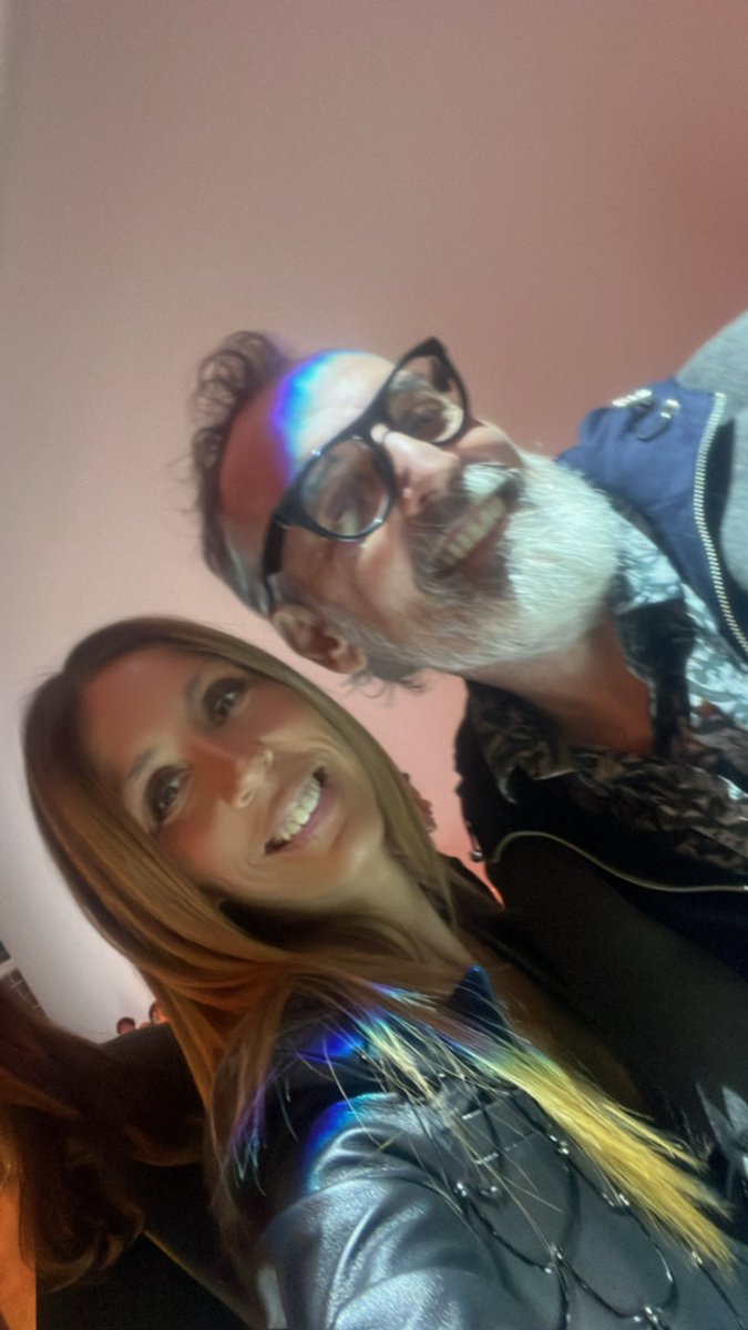 2 personas a quienes admiro y aprecio tanto.. la diosa de <a href="/solarosoledad/">sole solaro</a> y el genio de <a href="/BENITOfz/">BENITOfernandez</a> presnetes en <a href="/designers_ba/">DesignersBA</a> en el desfile del querido <a href="/fabianzitta/">fabian zitta</a> . By <a href="/guillermoazarok/">Guillermo Azar</a> <a href="/PatoZugievich/">Patricia Zugievich</a>