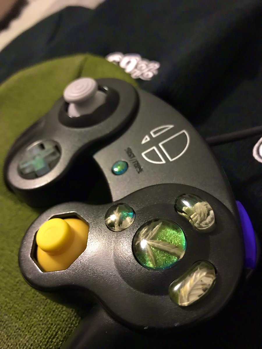 69PercentSmash's tweet photo. If you happen to like our custom controllers and our new 420% line, maybe you want them both for FREE! We’re picking TWO WINNERS, one of you will win the custom 420-themed-phob 2 and another will win a free 420% sage green beanie.  Retweet, tag a friend, and be following to enter https://t.co/UjaKFD0PuC