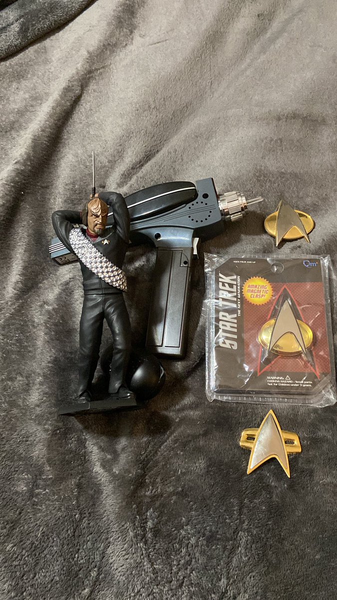 dominator_j's tweet photo. @StarTrekOnPPlus Jason Dominick https://t.co/1LmPHhKUiw