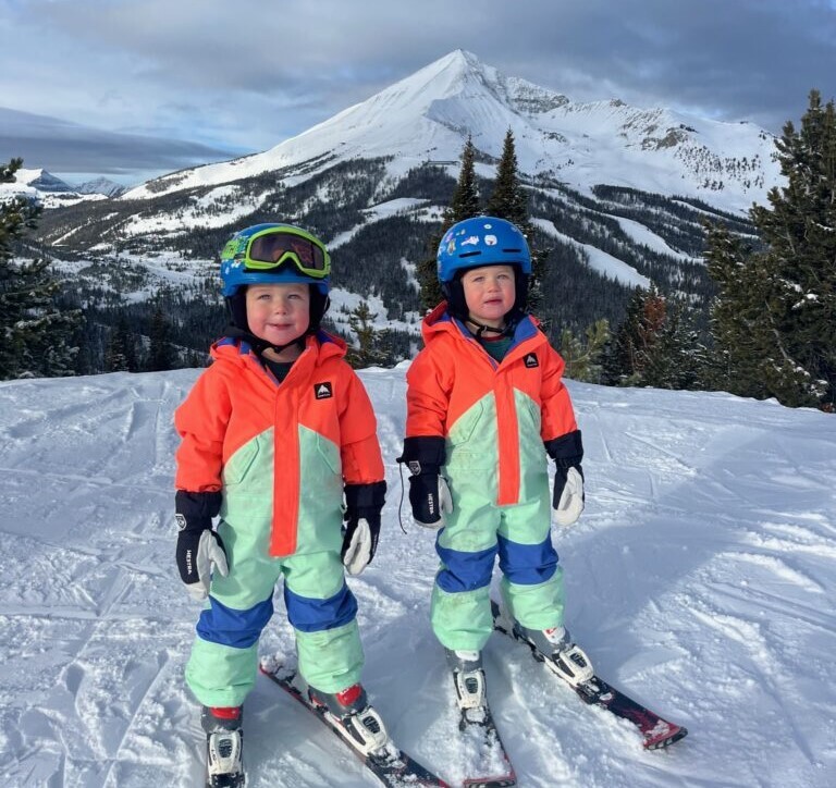 SnowBrains's tweet photo. Bode Miller’s 3-Year-Old Twin Boys Hit 100-Day Season and Are Likely The Youngest Ever to Do So
https://t.co/3rp3bXK0hX https://t.co/AJlMhfkNem