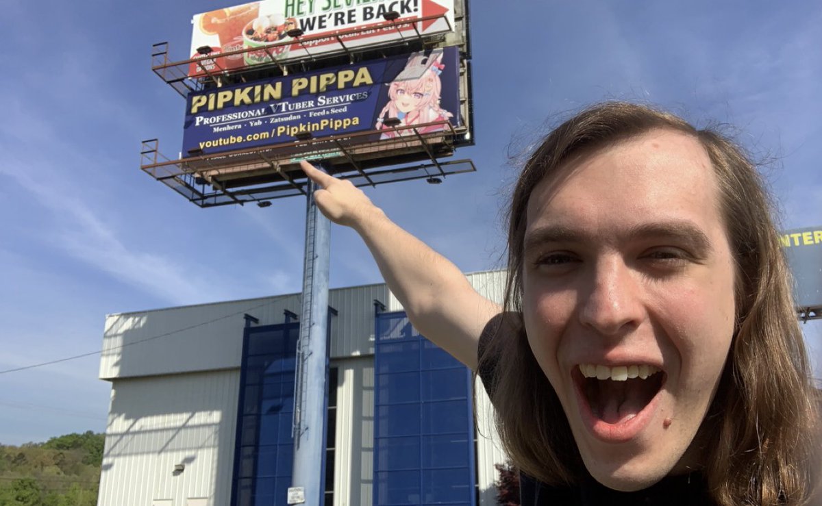 Sniperguy41's tweet photo. Made my pilgrimage to the pippa billboard on funny number day!!! #Capippalist https://t.co/jQgdTknVL3