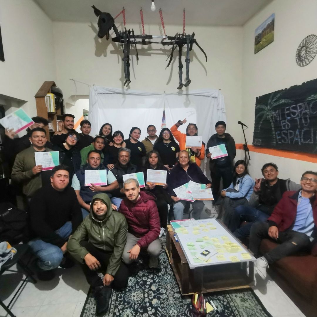FestinBarrial's tweet photo. ¡ Gracias Totales !💫💫💫

Y... Hasta pronto 👋🤍💛💛💛 
#Pachuca #comunidad #regeneración #cultura #Arbolito #Españita #Porvenir #NuevaEstrella #arte #barrioalto https://t.co/oG3kDe5Jmu