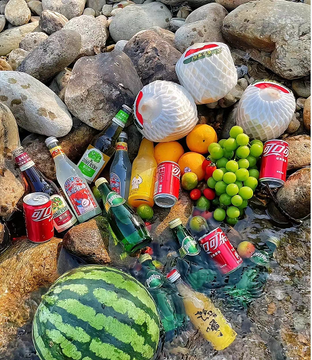 Mr_B_P_'s tweet photo. Let's go have fun together, love the summer again, short sleeves on the electric car, driving around in the evening sun, taking pictures also with BBQ and beer, all this good stuff https://t.co/sl1lUYxO6e