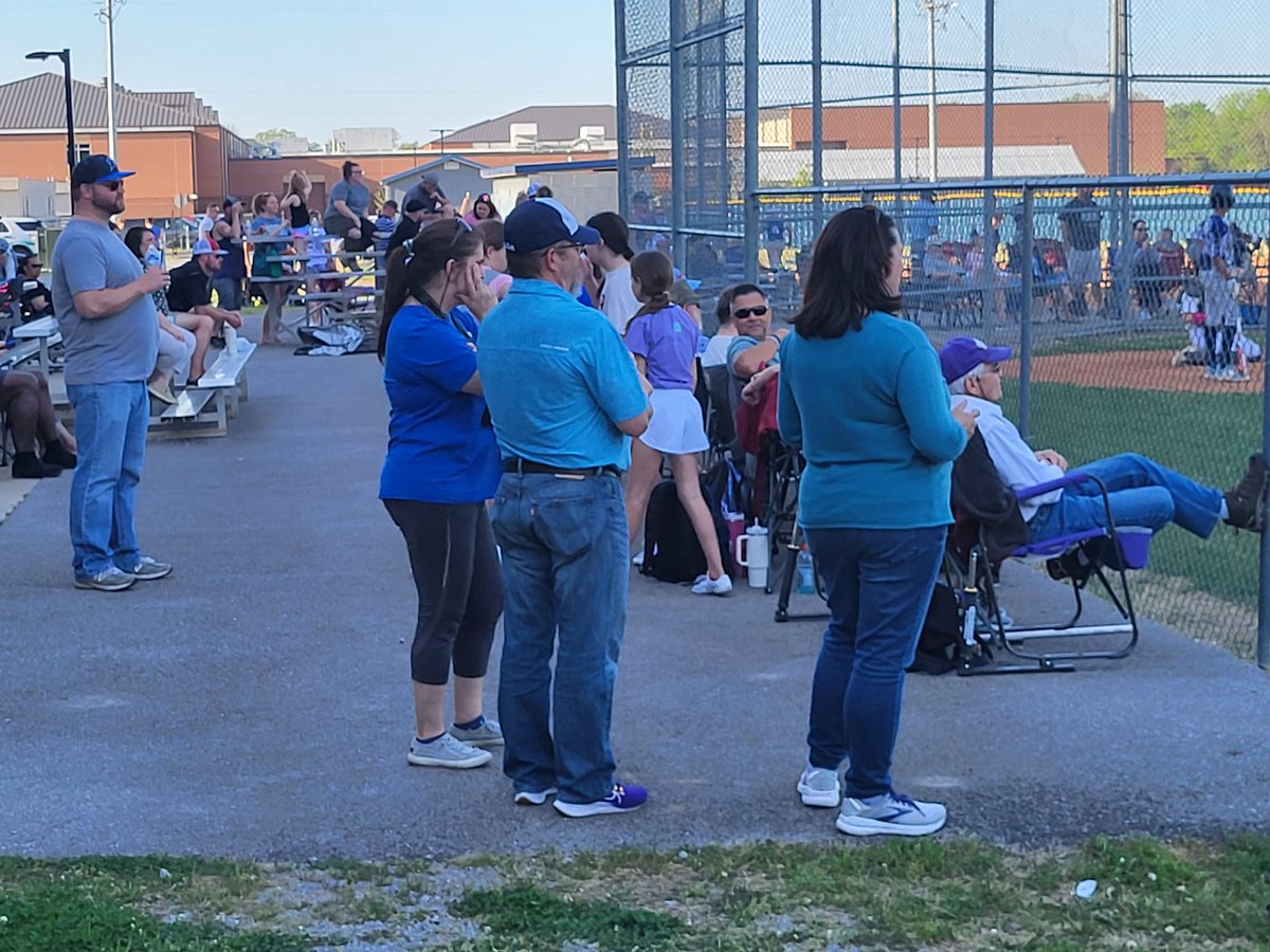 RMSRavens's tweet photo. We LOVE OUR RAVEN FAITHFUL AND RAVEN COMMUNITY!!! It's not a game without Mr. and Mrs. Garnette!! #GoRavens #Supportiveparentsandteachers #Ravensbaseball https://t.co/WubYDVb9Yo