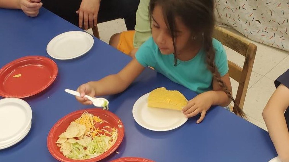 mdcps_prekese's tweet photo. Tasty Tuesday ➡️Taco Tuesday in Ms. Joanne’s LEAP class! #ecw #learningthroughplayeveryday @OfficeofESE @MDCPS_OECP https://t.co/nwCJwrjDNz