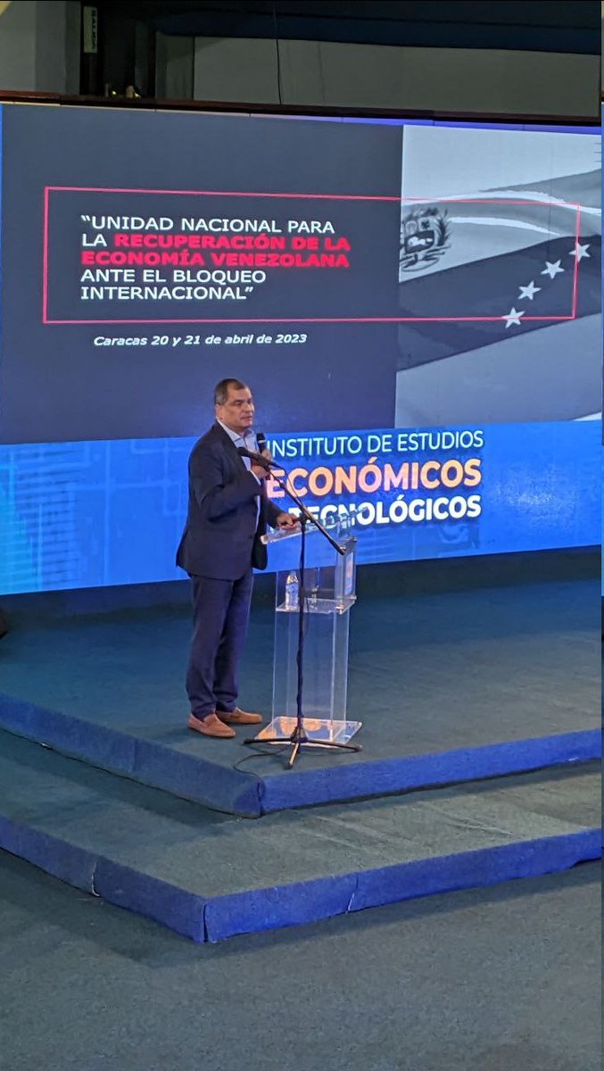 Inforojiita's tweet photo. #InfoNoticia El Pdte. de #Ecuafor @MashiRafael presente en el Seminario "Unidad nacional para la recuperación de la economía venezolana ante el bloqueo internacional. "Beneficios y desafíos de mantener una política monetaria soberana en  Venezuela y América Latina. https://t.co/4wUF6efGd2