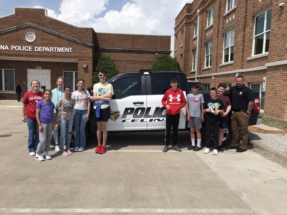 Sarah Perry tweet media